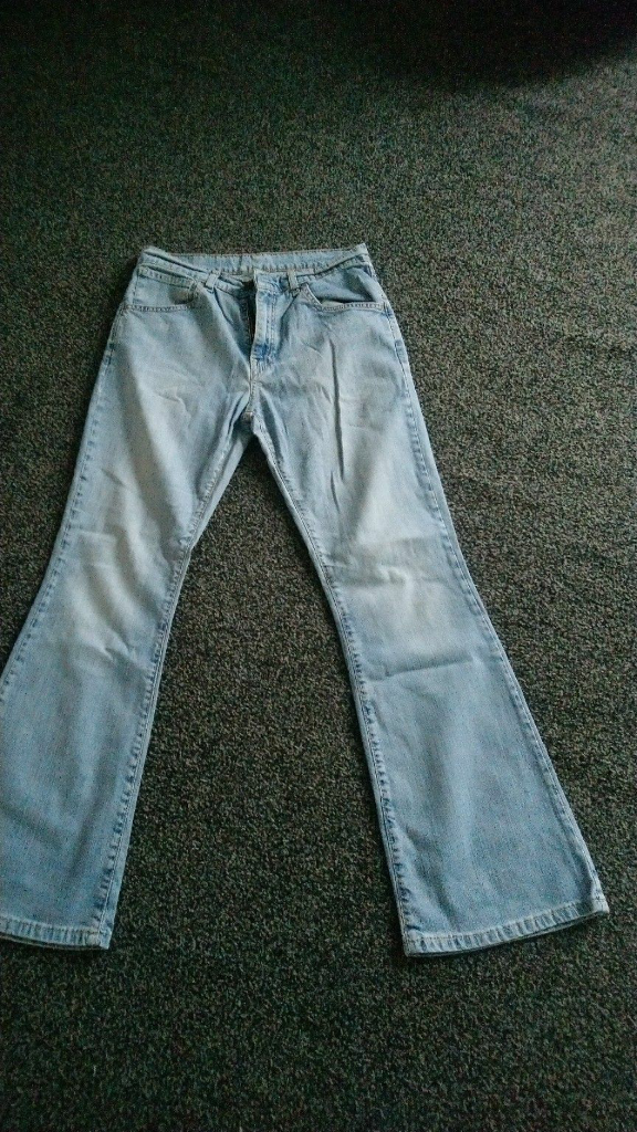 ladies levi jeans size 10